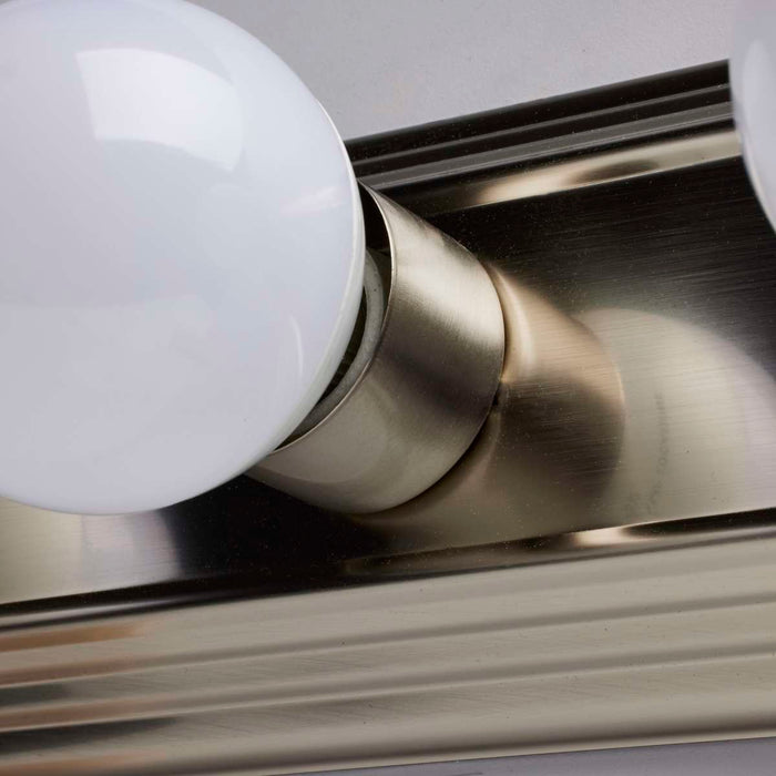 Vanity Nuvo 60-300 3 Light - 18 in. - Vanity - Racetrack Style - Brushed Nickel Finish Nuvo