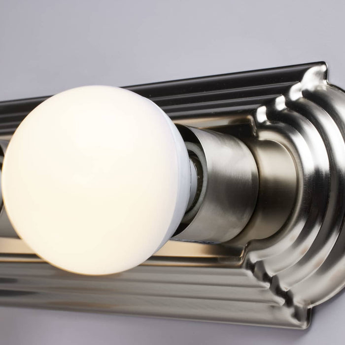 Vanity Nuvo 60-300 3 Light - 18 in. - Vanity - Racetrack Style - Brushed Nickel Finish Nuvo