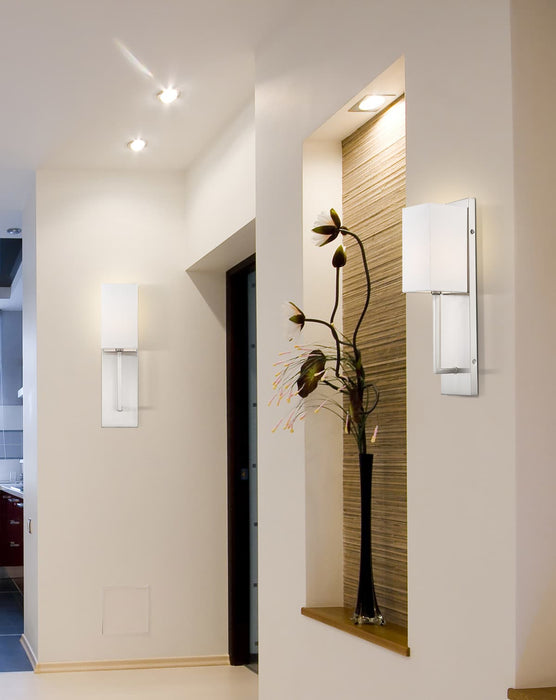 Sconce Nuvo 60-6691 Vesey - 1 Light - Wall Sconce - Brushed Nickel Finish with White Linen Shade Nuvo