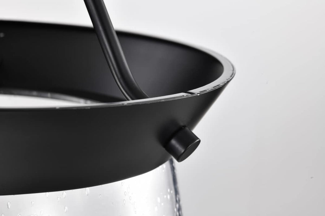 Pendant Nuvo 60-7800 Boliver 3 Light Pendant - 11 Inches - Matte Black Finish - Clear Seeded Glass Nuvo