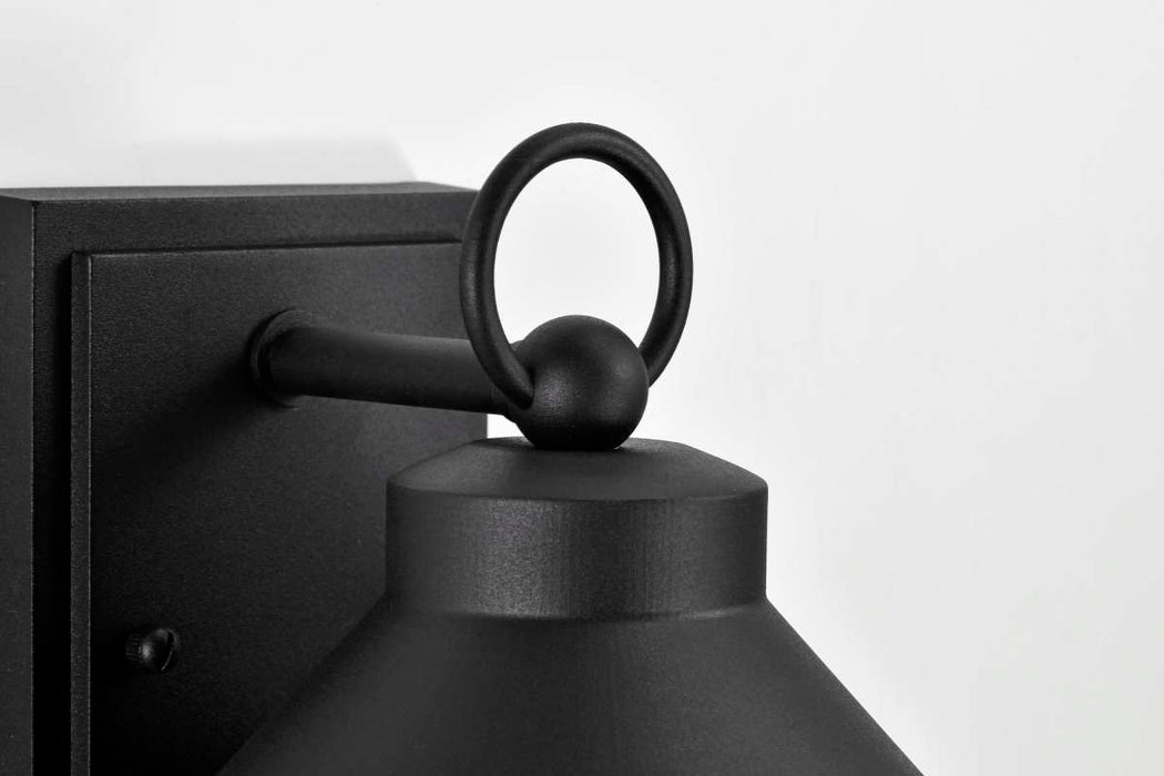 Wall Lantern Nuvo 60-8101 Wilton - 1 Light Small Wall Lantern - Matte Black with Clear Seeded Glass Nuvo