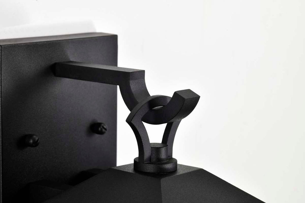 Wall Lantern Nuvo 60-8122 Oaklyn - 1 Light Medium Wall Lantern - Matte Black with Clear Glass Nuvo