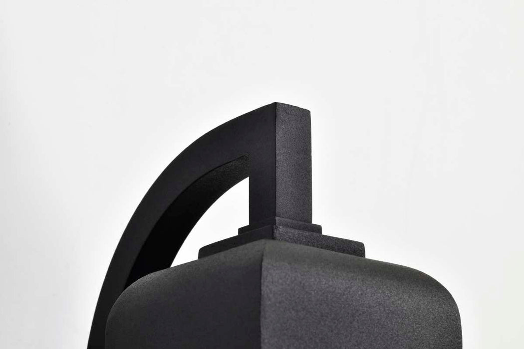 Wall Lantern Nuvo 60-8132 Lawrence - 1 Light Medium Wall Lantern - Matte Black with Clear Seeded Glass Nuvo