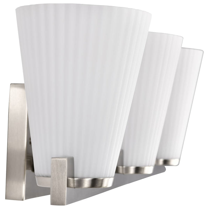 Vanity Nuvo 60-8733 Royale - 3 Light Vanity - Brushed Nickel Finish - Ribbed White Glass Nuvo