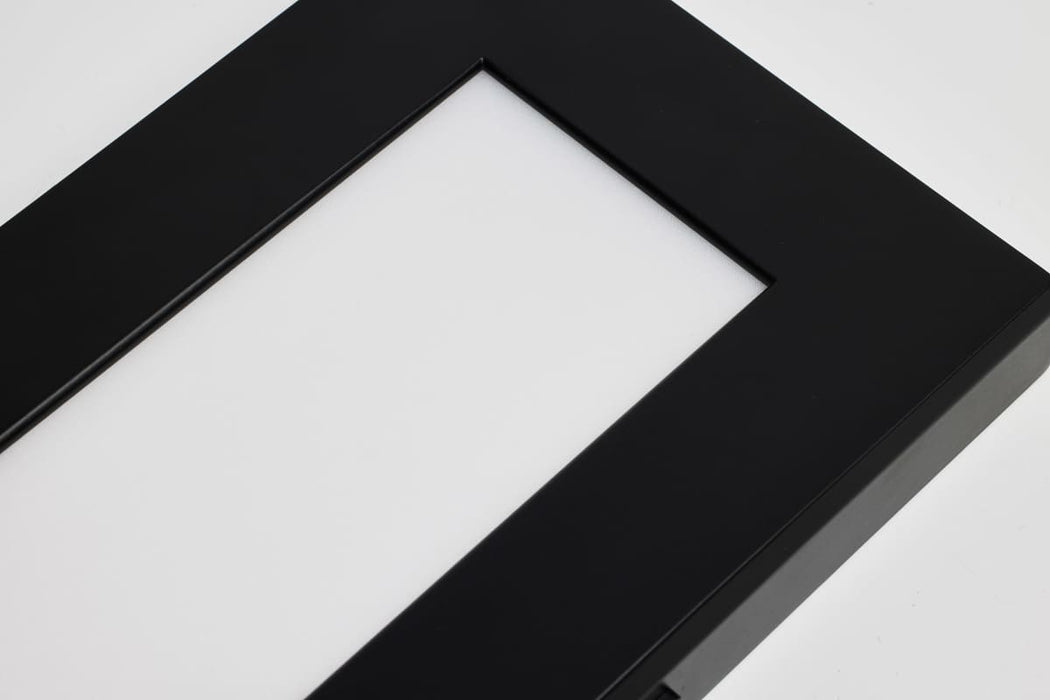 Surface Mount Nuvo 62-1781 Blink Pro Plus - 32 Watt - 5.5 in. x 36 in - Surface Mount LED - CCT Selectable - 90 CRI - Black Finish - 120/277 Volt - Rectangular Shape Nuvo