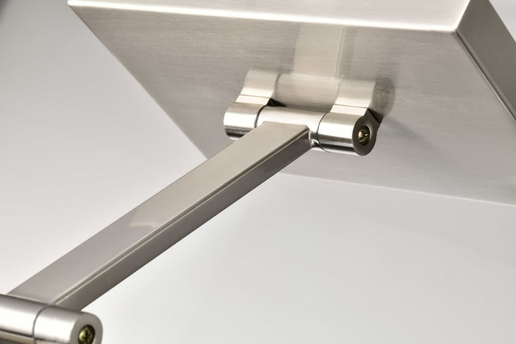 Vanity Nuvo 62-2331 Hazel - 3 Foot LED Picture Light - 3 CCT Selectable - Brushed Nickel Finish - Acrylic Lens Nuvo