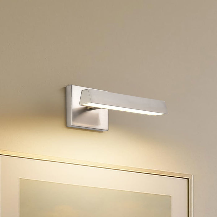 Vanity Nuvo 62-2336 Mila - 1 Foot LED Picture Light - 3 CCT Selectable - Brushed Nickel Finish - Acrylic Lens Nuvo