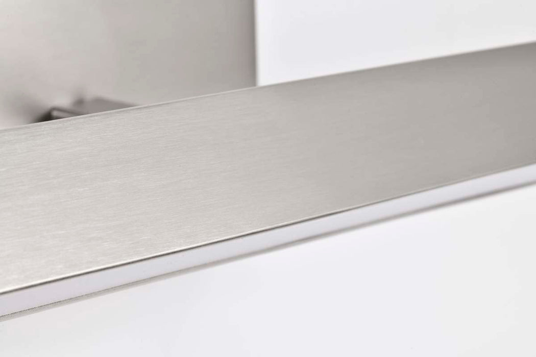 Vanity Nuvo 62-2346 Mila - 3 Foot LED Picture Light - 3 CCT Selectable - Brushed Nickel Finish - Acrylic Lens Nuvo