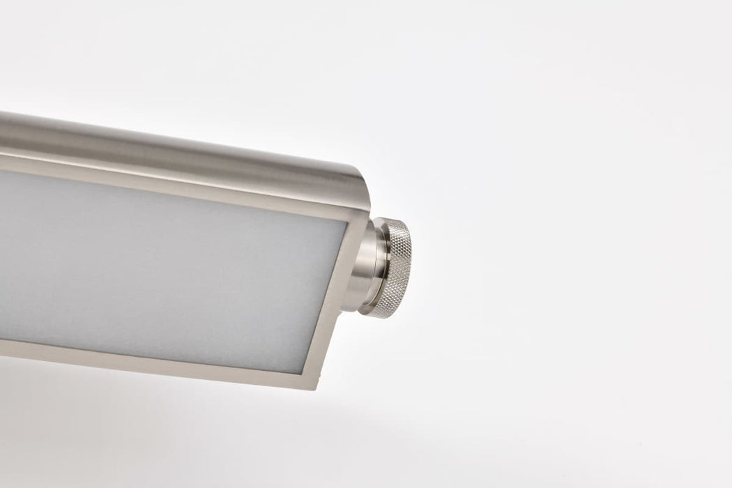 Vanity Nuvo 62-2356 Auden - 24 Inch LED Vanity - 3 CCT Selectable - Brushed Nickel Finish - Acrylic Lens Nuvo