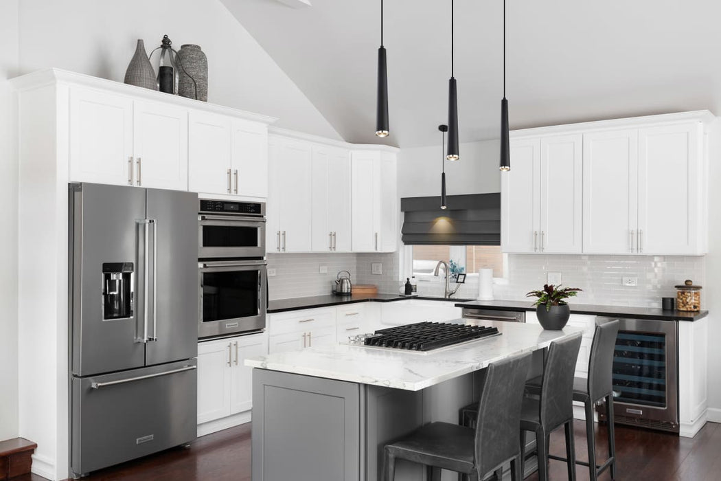Pendant Nuvo 62-829 Melrose - 12 Watt - 16" - LED Pendant - Matte Black and Brushed Nickel Finish Nuvo