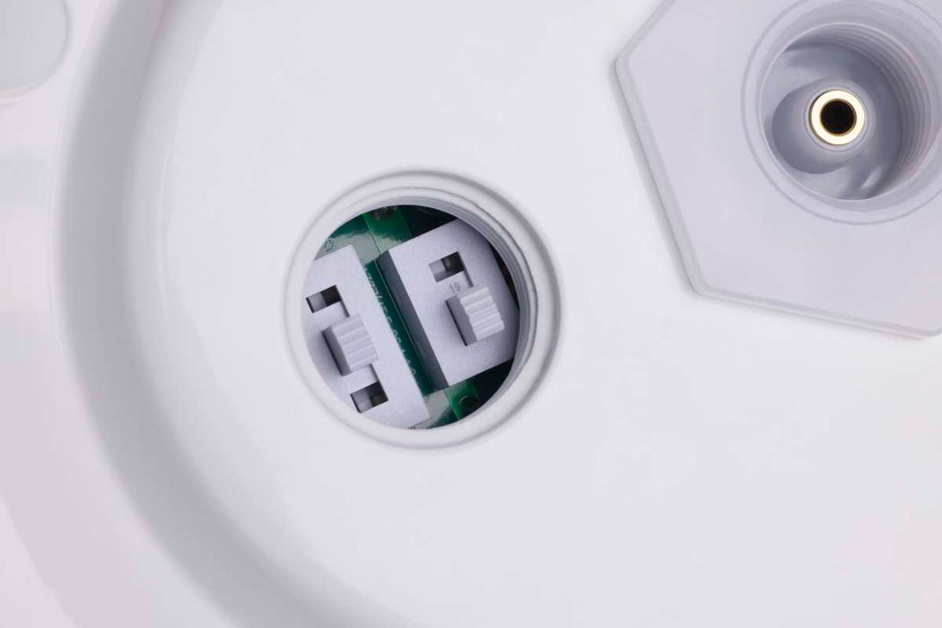 UFO Hi-Bay Nuvo 65-1161 LED UFO Hi-Bay - 200/150/100 Wattage Selectable - 4000K/5000K CCT Selectable - 277-480 Volt - White Finish Nuvo