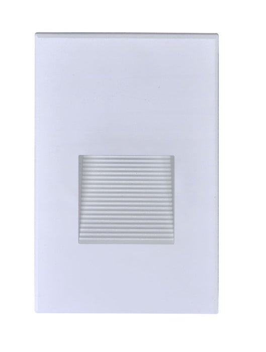 Step Light Nuvo 65-405 LED Vertical Step Light - 3W - White Finish - 120V Nuvo