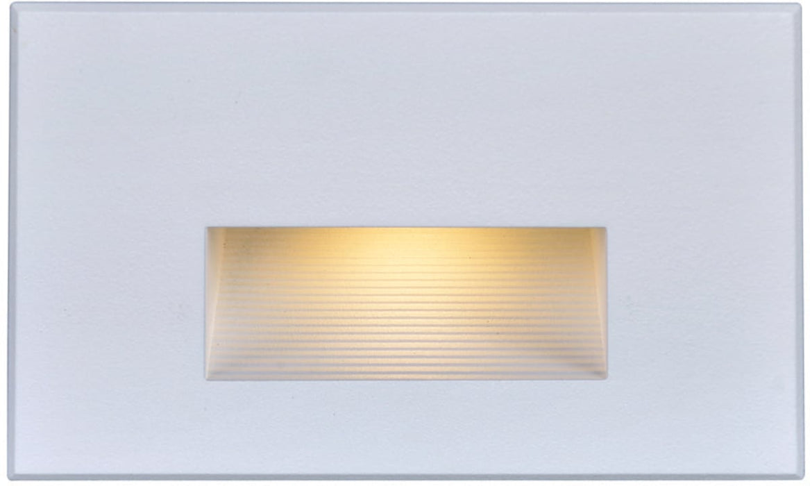 Step Light Nuvo 65-407 LED Horizontal Step Light - 5W - White Finish - 120V Nuvo