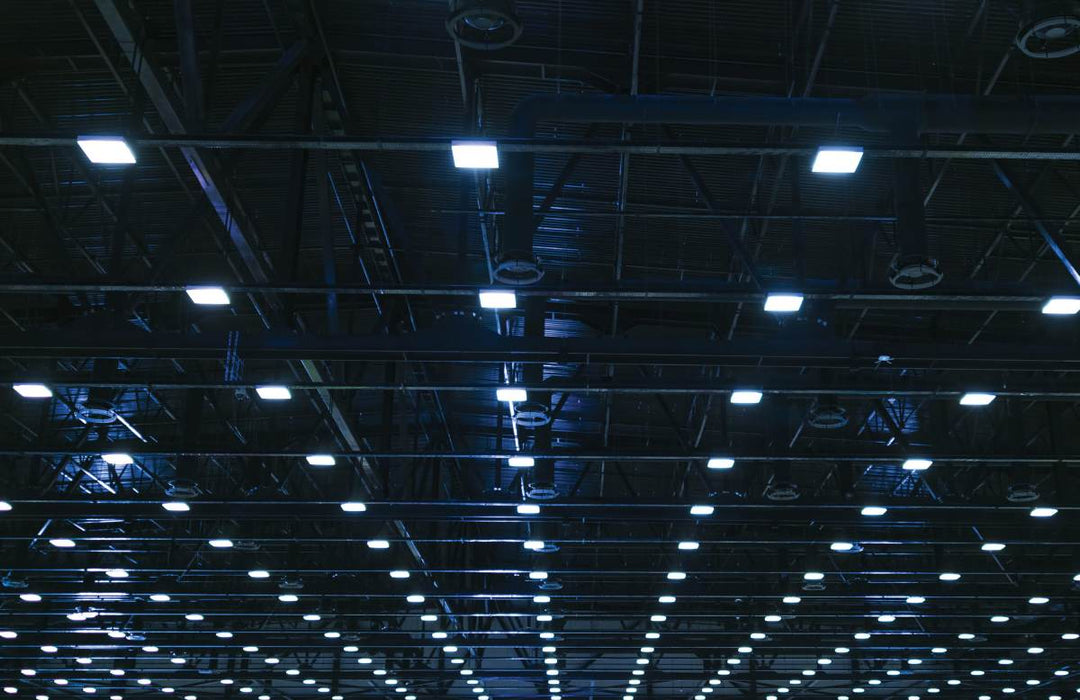 Linear Hi-Bay Nuvo 65-504 LED 2 ft. Linear Hi-Bay - 110W - 5000K - 100-277V - White Finish Nuvo