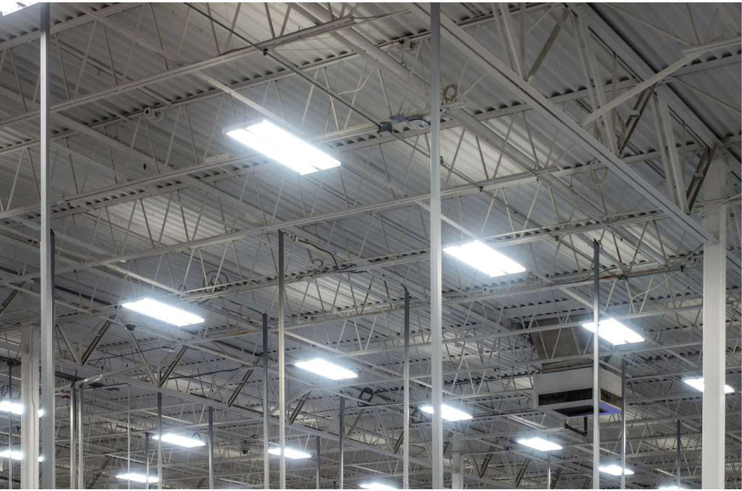 Linear Hi-Bay Nuvo 65-647R1 LED Adjustable High bay - 220 Watt - 4000K - Integrated Sensor Port - 120-277 Volt - White Finish Nuvo