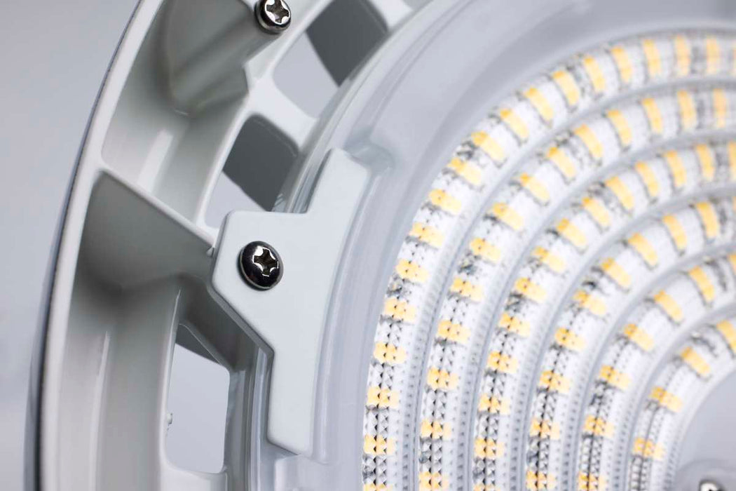 UFO Hi-Bay Nuvo 65-791R2 100 Watt UFO LED High Bay - 4000K - 14000 Lumens - 120-277 Volt - White Finish Nuvo