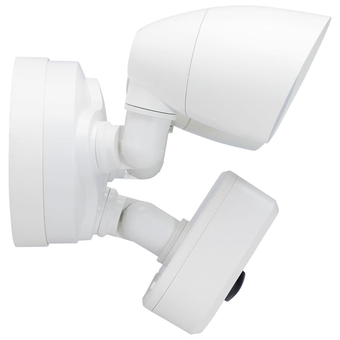 Security Camera Nuvo 65-930 20 Watt Bullet Outdoor SMART Security Light with Camera - Starfish Enabled - 3K/4K/5K CCT Selectable - White Finish Nuvo