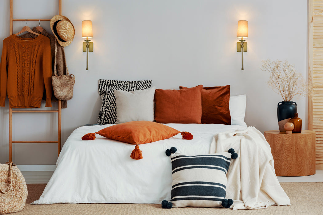 Wall Sconce Z-Lite 805-1S-RB Rubbed Brass Mia 1 Light Wall Sconce Z-Lite