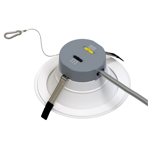 Halco - CDL-8-LS-CS-WH-DDV - Comm Retrofit Downlight 8" Lum & CCT Select Triac/0-10V WH product image